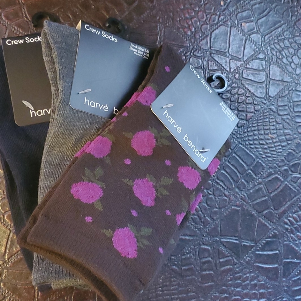 3 for $20 🤑Harve Benard socks--Brand new
